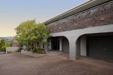 Photo of property in 2/533 Beach Road, Murrays Bay, Auckland, 0630