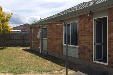 Photo of property in 33 Bernina Place, Weymouth, Auckland, 2103