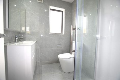 Photo of property in 62 Royal Road, Massey, Auckland, 0614