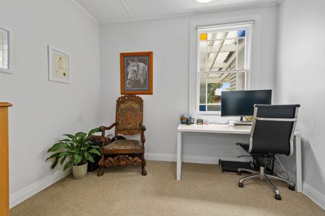 Photo of property in 92 Williams Street, Cambridge, 3434