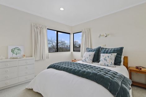 Photo of property in 3 Melrose Place, Hamilton East, Hamilton, 3216