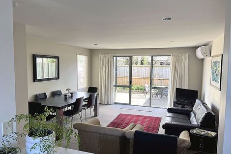 Photo of property in 2/39 Derby Street, St Albans, Christchurch, 8014