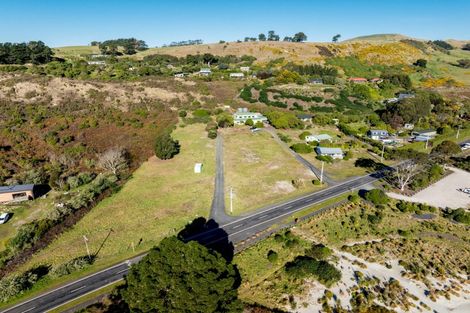 Photo of property in 932 Harington Point Road, Harington Point, Dunedin, 9077