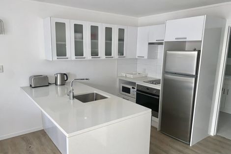 Photo of property in 2/420a Hibiscus Coast Highway, Orewa, 0931