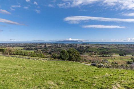 Photo of property in 251 Huia Street, Waikanae, 5391