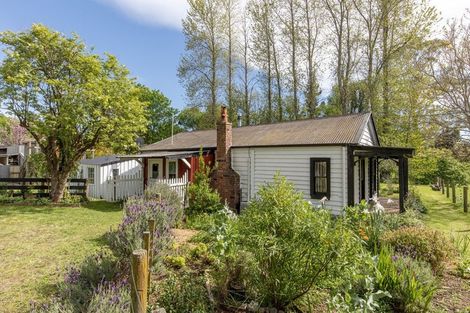 Photo of property in 48 Phillips Street, Tikokino, Waipawa, 4273