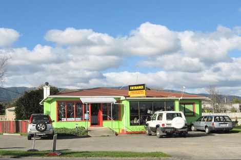 Photo of property in 280 Main Highway, Otaki, 5512