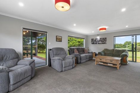 Photo of property in 69 Waipipi Wharf Road, Pollok, Waiuku, 2683