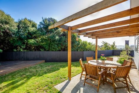 Photo of property in 14 Gennaker Lane, Whitby, Porirua, 5024