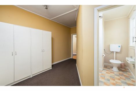Photo of property in 53 Rhodes Street, Waimate, 7924