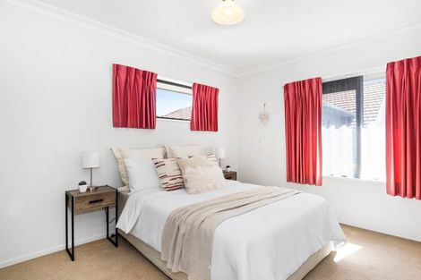 Photo of property in 1/14 Twelfth Avenue, Tauranga South, Tauranga, 3112