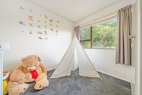 Photo of property in 19g Mahoe Street, Tawa, Wellington, 5028