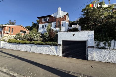 Photo of property in 104 Forbury Road, Saint Clair, Dunedin, 9012