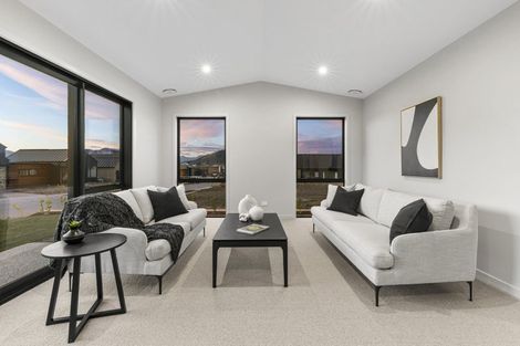 Photo of property in 14a Marjon Drive, Wanaka, 9305