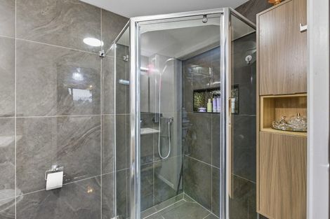 Photo of property in 127 Winchester Street, Levin, 5510