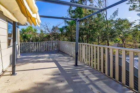 Photo of property in 9 Onedin Place, Titirangi, Auckland, 0604