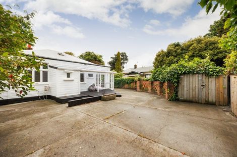 Photo of property in 294 Grey Street, Palmerston North, 4414