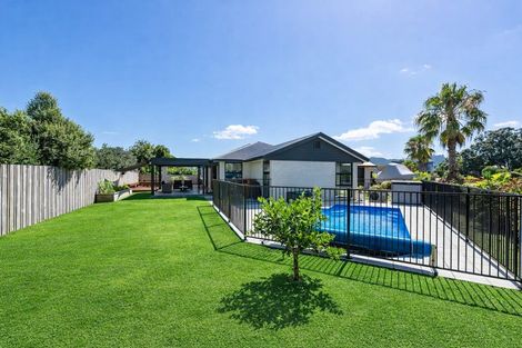 Photo of property in 24 Barbados Way, One Tree Point, 0118