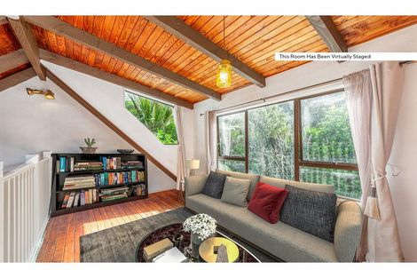 Photo of property in 271 Huia Road, Titirangi, Auckland, 0604