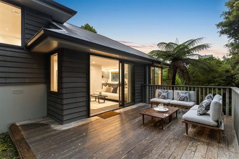 Photo of property in 129b Rangatira Road, Beach Haven, Auckland, 0626