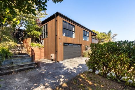 Photo of property in 22 Millennium Hill, Paraparaumu, 5032