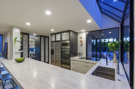 Photo of property in 17 Malloy Place, Eastern Beach, Auckland, 2012