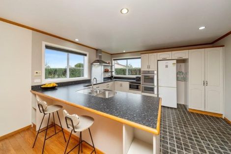 Photo of property in 10 Maire Street, Hawera, 4610