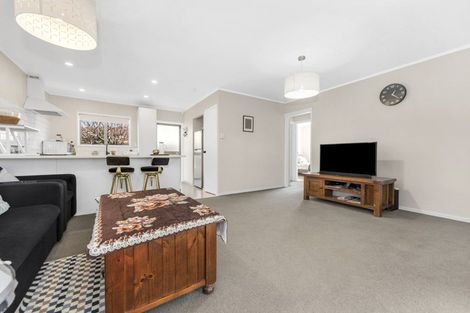 Photo of property in 36a Alma Crescent, Papakura, 2110