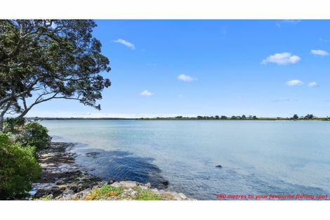 Photo of property in 13a Lawson Way, Weymouth, Auckland, 2103