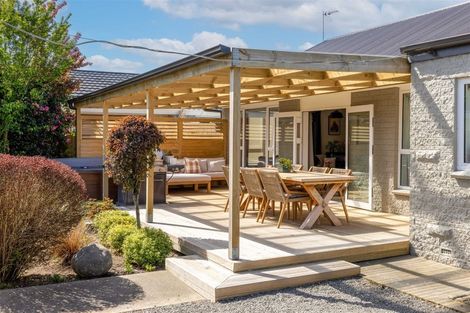 Photo of property in 215 Avonhead Road, Avonhead, Christchurch, 8042