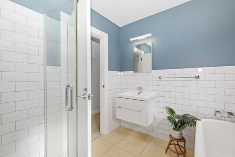 Photo of property in 12a Whenua View, Titahi Bay, Porirua, 5022