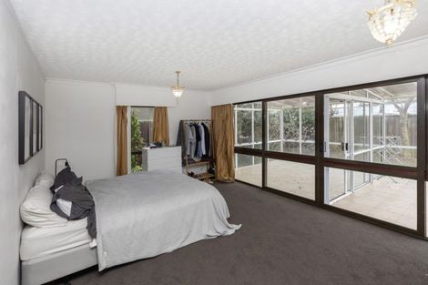 Photo of property in 11 Jamell Place, Avonhead, Christchurch, 8042