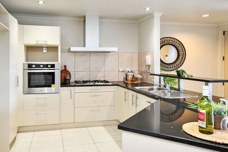 Photo of property in 61 The Track, Takanini, 2112