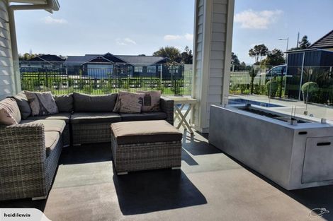 Photo of property in 32 Mike Smith Drive, Cambridge, 3434