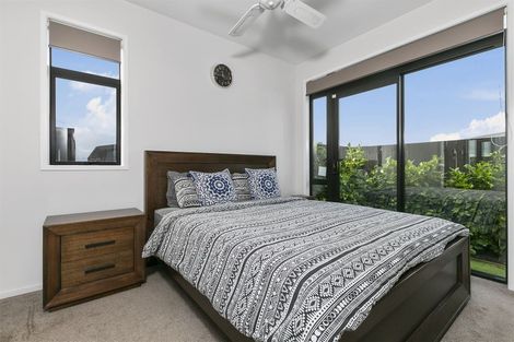 Photo of property in 12 Leadership Crescent, Papakura, 2110