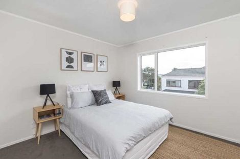 Photo of property in 44 Sungrove Rise, Sunnyvale, Auckland, 0612
