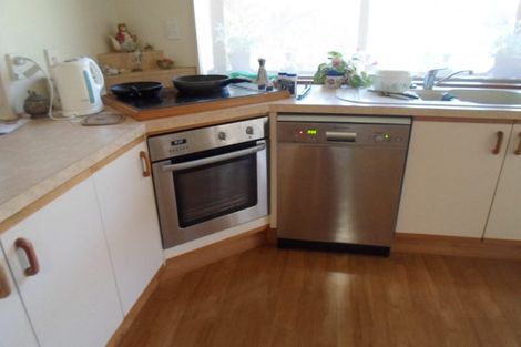 Photo of property in 92 Kapanui Road, Waikanae, 5036