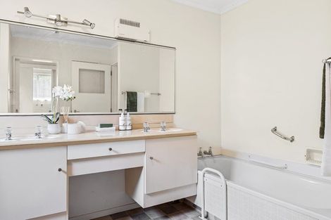 Photo of property in 31 Strickland Street, Somerfield, Christchurch, 8024