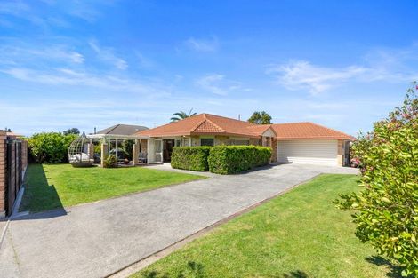 Photo of property in 10 Aldermen Avenue, Papamoa Beach, Papamoa, 3118