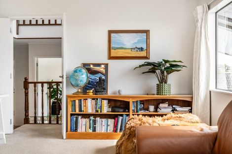 Photo of property in 2/42 Beulah Avenue, Rothesay Bay, Auckland, 0630