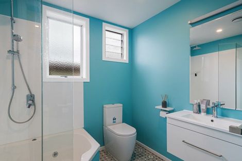 Photo of property in 24 Trafalgar Street, Levin, 5510