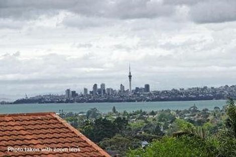 Photo of property in 12 Colwill Road, Massey, Auckland, 0614