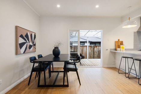 Photo of property in 52 Clarkin Road, Fairfield, Hamilton, 3214