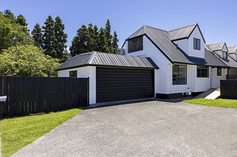 Photo of property in 21a Rimmington Drive, Hamilton Lake, Hamilton, 3204