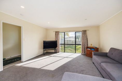 Photo of property in 28 Peppertree Glade, Kelvin Grove, Palmerston North, 4414