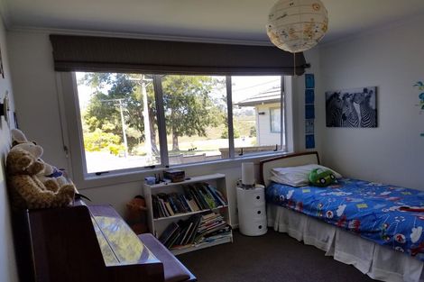 Photo of property in 4 Wharf Road, Te Atatu Peninsula, Auckland, 0610