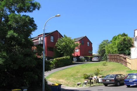Photo of property in 1/84 Stott Avenue, Birkdale, Auckland, 0626