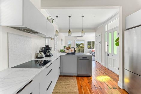 Photo of property in 44 Mill Road, Lower Vogeltown, New Plymouth, 4310