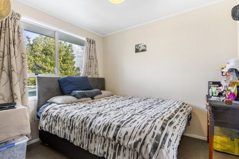 Photo of property in 28 Donovan Avenue, Massey, Auckland, 0614