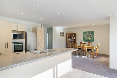 Photo of property in 21 Matuku Place, Paraparaumu Beach, Paraparaumu, 5032